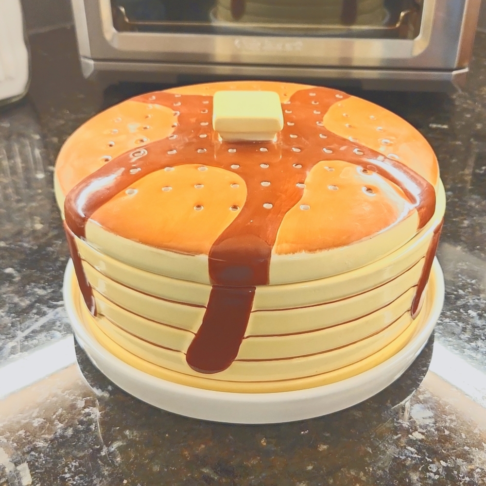 Vintage Ceramic Pancake Warmer